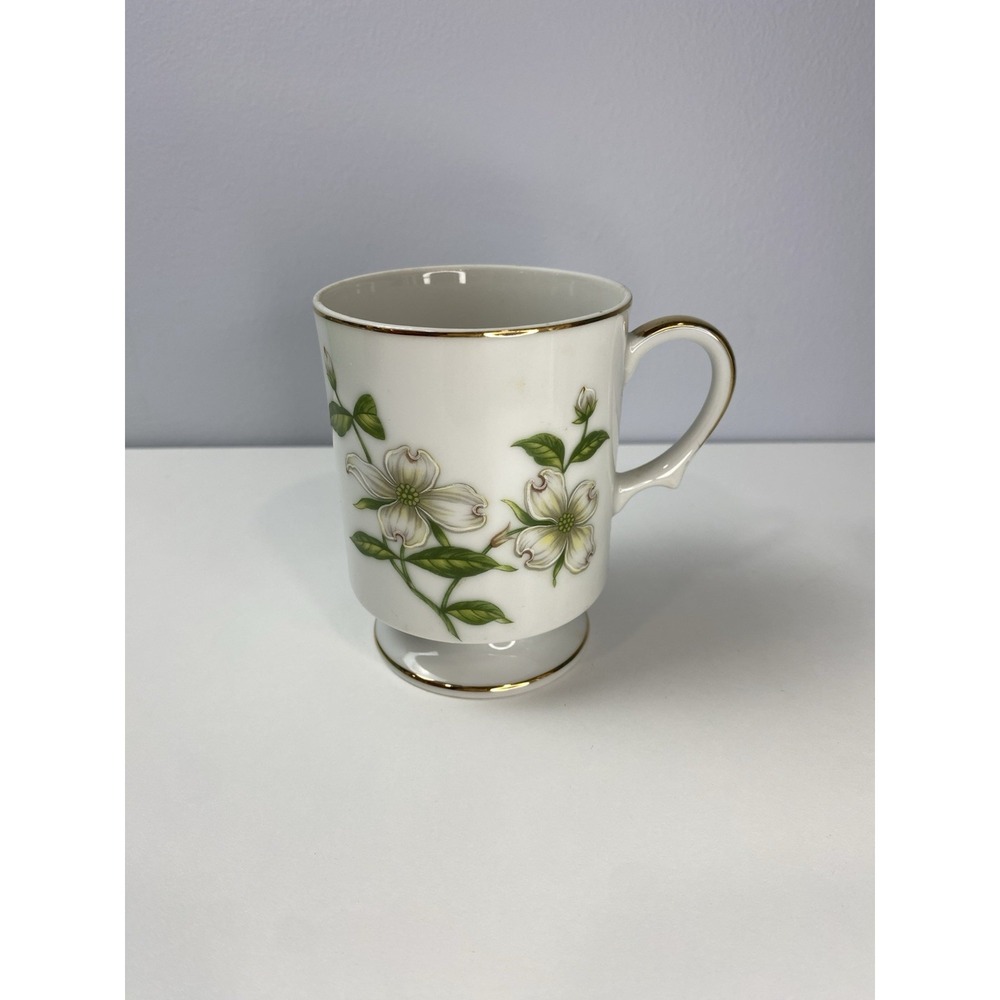 Lefton China White‎ Dogwood Mug Hand painted 07813 Gold